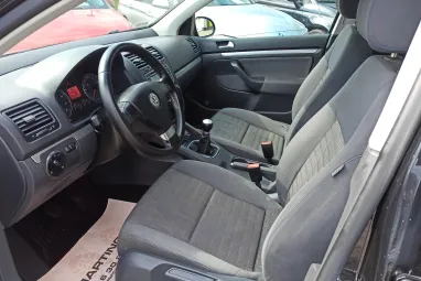 VOLKSWAGEN GOLF V 1.6 Trendline Sport Edition +Black Magic Metalic +Igényes állapot +Friss Vizsga +2X-s GARANCIA !!