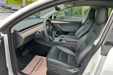 TESLA MODEL Y Long Range AWD (Automata) AMD Ryzen +Full FSD +Sérülésmentes +Teljes Gyári GARANCIA !!