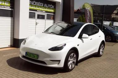 TESLA MODEL Y Long Range AWD (Automata) AMD Ryzen +Full FSD +Sérülésmentes +Teljes Gyári GARANCIA !!