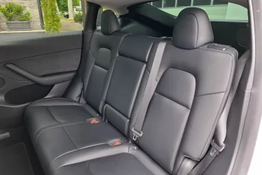 TESLA MODEL Y Long Range AWD (Automata) AMD Ryzen +Full FSD +Sérülésmentes +Teljes Gyári GARANCIA !!