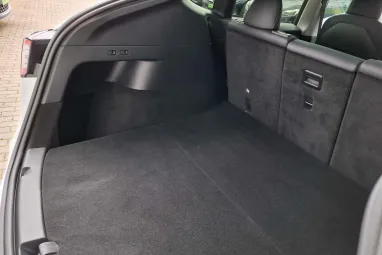 TESLA MODEL Y Long Range AWD (Automata) AMD Ryzen +Full FSD +Sérülésmentes +Teljes Gyári GARANCIA !!