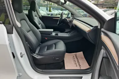TESLA MODEL Y Long Range AWD (Automata) AMD Ryzen +Full FSD +Sérülésmentes +Teljes Gyári GARANCIA !!
