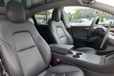 TESLA MODEL Y Long Range AWD (Automata) AMD Ryzen +Full FSD +Sérülésmentes +Teljes Gyári GARANCIA !!