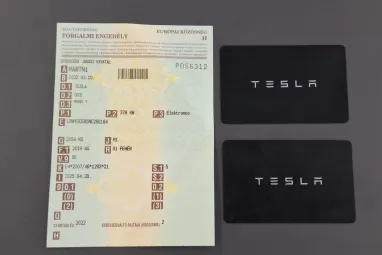 TESLA MODEL Y Long Range AWD (Automata) AMD Ryzen +Full FSD +Sérülésmentes +Teljes Gyári GARANCIA !!