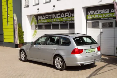 BMW 3-AS SOROZAT 318d Touring Titánium Silver +Friss Nagyszervíz +Friss műszaki +3X-s GARANCIA !!