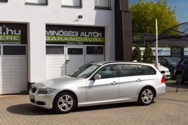 BMW 3-AS SOROZAT 318d Touring Titánium Silver +Friss Nagyszervíz +Friss műszaki +3X-s GARANCIA !!