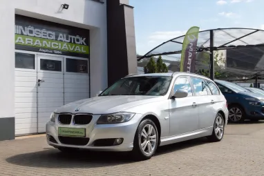 BMW 3-AS SOROZAT 318d Touring Titánium Silver +Friss Nagyszervíz +Friss műszaki +3X-s GARANCIA !!
