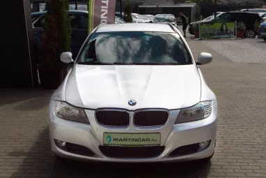 BMW 3-AS SOROZAT 318d Touring Titánium Silver +Friss Nagyszervíz +Friss műszaki +3X-s GARANCIA !!