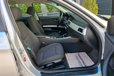 BMW 3-AS SOROZAT 318d Touring Titánium Silver +Friss Nagyszervíz +Friss műszaki +3X-s GARANCIA !!
