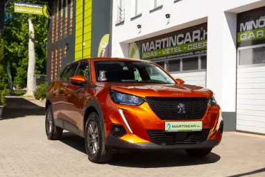 PEUGEOT 2008 1.2 PureTech Allure Pack EAT8 Orange Fusion Metallic +Magyar Autó +Mint az ÚJ +1.Tulajdonos +3X-s GARANCIA !