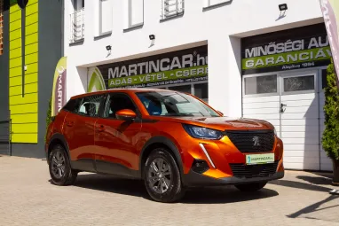 PEUGEOT 2008 1.2 PureTech Allure Pack EAT8 Orange Fusion Metallic +Magyar Autó +Mint az ÚJ +1.Tulajdonos +3X-s GARANCIA !