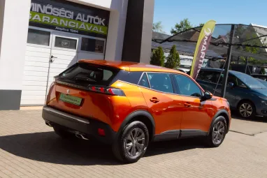 PEUGEOT 2008 1.2 PureTech Allure Pack EAT8 Orange Fusion Metallic +Magyar Autó +Mint az ÚJ +1.Tulajdonos +3X-s GARANCIA !