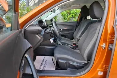 PEUGEOT 2008 1.2 PureTech Allure Pack EAT8 Orange Fusion Metallic +Magyar Autó +Mint az ÚJ +1.Tulajdonos +3X-s GARANCIA !