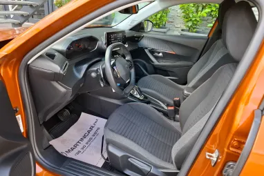 PEUGEOT 2008 1.2 PureTech Allure Pack EAT8 Orange Fusion Metallic +Magyar Autó +Mint az ÚJ +1.Tulajdonos +3X-s GARANCIA !