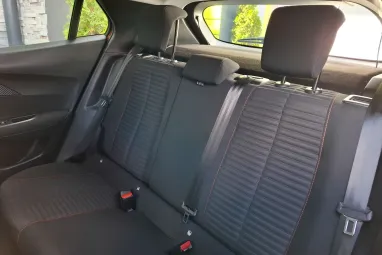 PEUGEOT 2008 1.2 PureTech Allure Pack EAT8 Orange Fusion Metallic +Magyar Autó +Mint az ÚJ +1.Tulajdonos +3X-s GARANCIA !