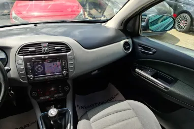 FIAT BRAVO 1.4 T-Jet Dynamic Black Metallic +Keveset futott +Navigáció +Igényes állapot +3X-s GARANCIA !!