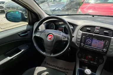 FIAT BRAVO 1.4 T-Jet Dynamic Black Metallic +Keveset futott +Navigáció +Igényes állapot +3X-s GARANCIA !!