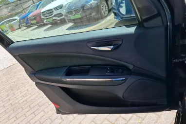 FIAT BRAVO 1.4 T-Jet Dynamic Black Metallic +Keveset futott +Navigáció +Igényes állapot +3X-s GARANCIA !!