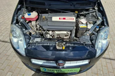 FIAT BRAVO 1.4 T-Jet Dynamic Black Metallic +Keveset futott +Navigáció +Igényes állapot +3X-s GARANCIA !!