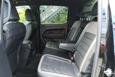 VOLKSWAGEN AMAROK 3.0 TDI V6 4Motion Aventura (Automata) Deep Black +Full Extra +Eredeti Magyar Autó +Első Tulajdonos +Mint az ÚJ !!