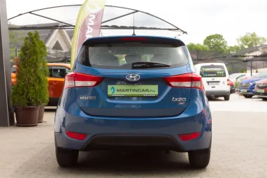 HYUNDAI IX20 1.4 CRDi HP Style Ara Blue +Végig Vezetett Szervizkönyv +Keveset Futott +3X-s GARANCIA !!