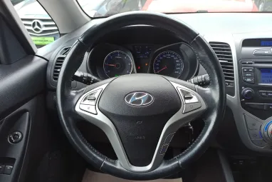 HYUNDAI IX20 1.4 CRDi HP Style Ara Blue +Végig Vezetett Szervizkönyv +Keveset Futott +3X-s GARANCIA !!