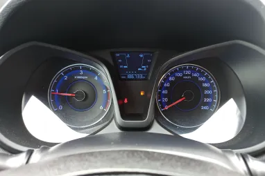 HYUNDAI IX20 1.4 CRDi HP Style Ara Blue +Végig Vezetett Szervizkönyv +Keveset Futott +3X-s GARANCIA !!