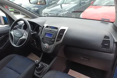 HYUNDAI IX20 1.4 CRDi HP Style Ara Blue +Végig Vezetett Szervizkönyv +Keveset Futott +3X-s GARANCIA !!