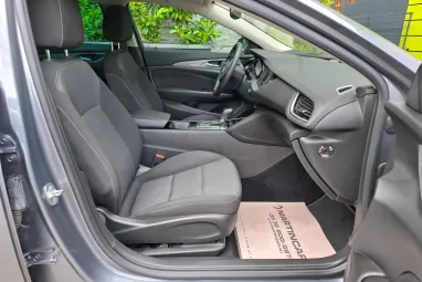 OPEL INSIGNIA Grand Sport 1.5 Business Innovation Start Stop (Automata) Satin Steel Gray +Eredeti Magyar Auto +1. Tulajdonos +Full Szerviz +Vez.SZVK !!