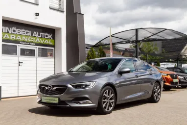 OPEL INSIGNIA Grand Sport 1.5 Business Innovation Start Stop (Automata) Satin Steel Gray +Eredeti Magyar Auto +1. Tulajdonos +Full Szerviz +Vez.SZVK !!