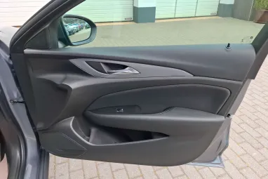 OPEL INSIGNIA Grand Sport 1.5 Business Innovation Start Stop (Automata) Satin Steel Gray +Eredeti Magyar Auto +1. Tulajdonos +Full Szerviz +Vez.SZVK !!
