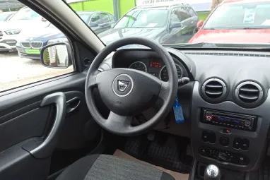 DACIA DUSTER 1.5 dCi Cool Gris Olive Metallic +Eredeti Magyar Autó +Keveset futott +3X-s GARANCIA !!
