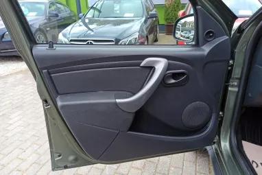 DACIA DUSTER 1.5 dCi Cool Gris Olive Metallic +Eredeti Magyar Autó +Keveset futott +3X-s GARANCIA !!