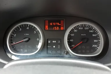 DACIA DUSTER 1.5 dCi Cool Gris Olive Metallic +Eredeti Magyar Autó +Keveset futott +3X-s GARANCIA !!