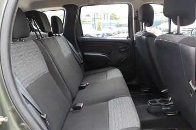 DACIA DUSTER 1.5 dCi Cool Gris Olive Metallic +Eredeti Magyar Autó +Keveset futott +3X-s GARANCIA !!