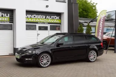 SKODA OCTAVIA Combi 2.0 CR TDI RS DSG Euro 6 Black Magic Pearl Metallic +Vezérlés csere +Frissen Szervizelve +3X-s GARANCIA !!