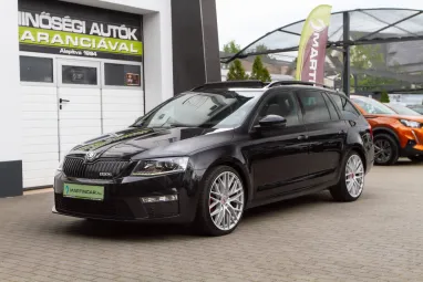 SKODA OCTAVIA Combi 2.0 CR TDI RS DSG Euro 6 Black Magic Pearl Metallic +Vezérlés csere +Frissen Szervizelve +3X-s GARANCIA !!