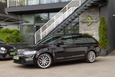 SKODA OCTAVIA Combi 2.0 CR TDI RS DSG Euro 6 Black Magic Pearl Metallic +Vezérlés csere +Frissen Szervizelve +3X-s GARANCIA !!