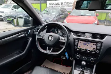 SKODA OCTAVIA Combi 2.0 CR TDI RS DSG Euro 6 Black Magic Pearl Metallic +Vezérlés csere +Frissen Szervizelve +3X-s GARANCIA !!