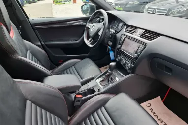 SKODA OCTAVIA Combi 2.0 CR TDI RS DSG Euro 6 Black Magic Pearl Metallic +Vezérlés csere +Frissen Szervizelve +3X-s GARANCIA !!