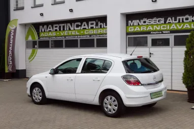 OPEL ASTRA H 1.6 Classic III Olympic White +Eredeti Magyar Autó +3X-s GARANCIA !!