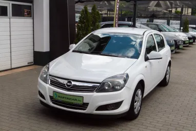 OPEL ASTRA H 1.6 Classic III Olympic White +Eredeti Magyar Autó +3X-s GARANCIA !!