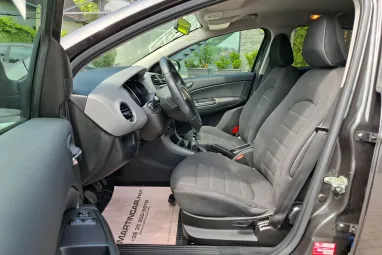 FIAT BRAVO 1.4 16V Easy Techno Gray metallic +Full vezetett szervizkönyv +3X-s GARANCIA !!