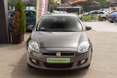 FIAT BRAVO 1.4 16V Easy Techno Gray metallic +Full vezetett szervizkönyv +3X-s GARANCIA !!