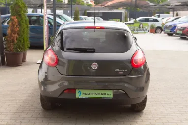 FIAT BRAVO 1.4 16V Easy Techno Gray metallic +Full vezetett szervizkönyv +3X-s GARANCIA !!