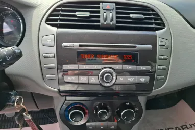FIAT BRAVO 1.4 16V Easy Techno Gray metallic +Full vezetett szervizkönyv +3X-s GARANCIA !!