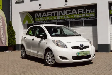 TOYOTA YARIS 1.33 Terra Polar White Edition + Gyönyörű Gyárias állapot +3X-s GARANCIA !!