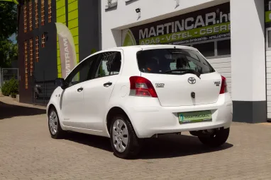 TOYOTA YARIS 1.33 Terra Polar White Edition + Gyönyörű Gyárias állapot +3X-s GARANCIA !!