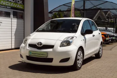 TOYOTA YARIS 1.33 Terra Polar White Edition + Gyönyörű Gyárias állapot +3X-s GARANCIA !!