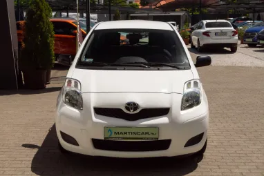 TOYOTA YARIS 1.33 Terra Polar White Edition + Gyönyörű Gyárias állapot +3X-s GARANCIA !!